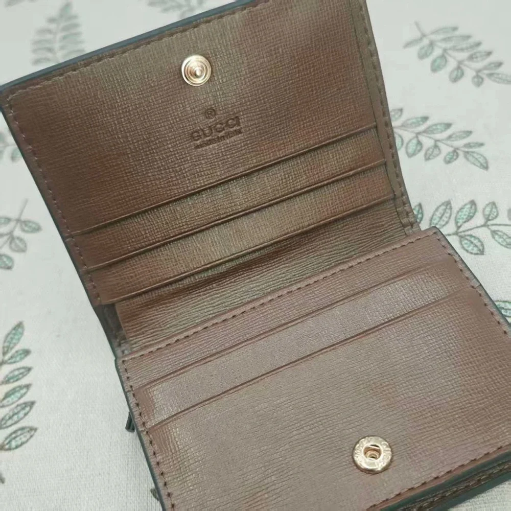 Gucci Gray and Brown Wallet with Red Stripe - Picture 3 of 8